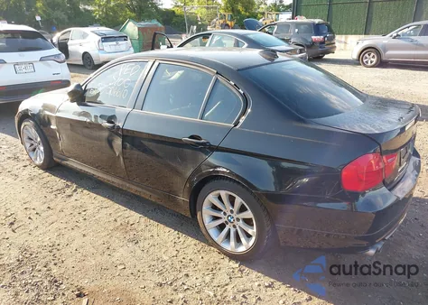 2011 BMW 328I z USA, uszkodzony, nr VIN WBAPH7C57BE676889